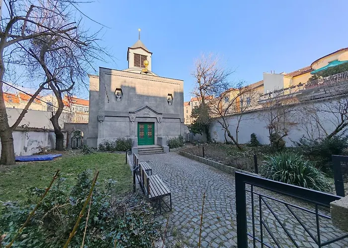 Zizkov Studio -004-